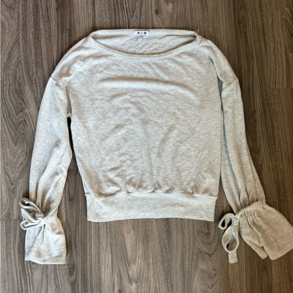 Balletcore Gray cozy Long Sleeve knit Top with Ruffle Tie Cuffs Size S